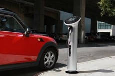 GE показал новые "заправки" для электромобилей