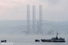 Буровая платформа "Кольская" затонула. Спасены лишь 14 человек.