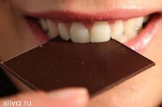 Регулярное потребление шоколада помогает похудеть 