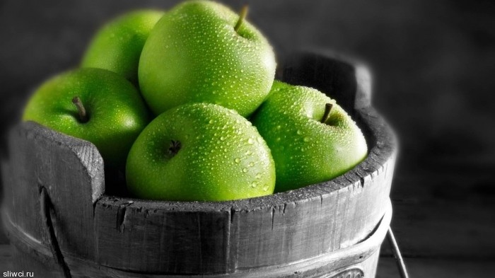 Особая польза зеленых яблок